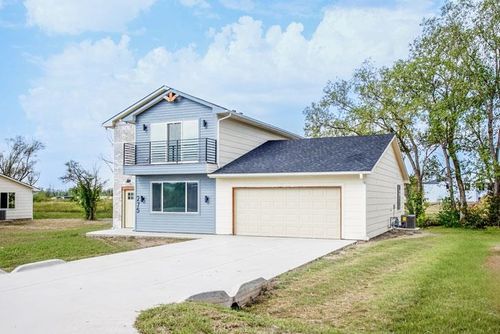 315 S Arbor Valley Way, Valley Center, KS, 67147-1103 | Card Image
