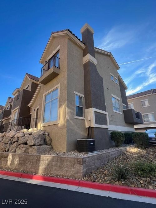 2792 Red Vista Ct, Henderson, NV, 89074-1280 | Card Image