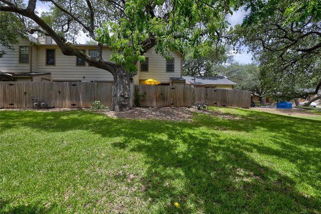 APT-32 - 11821 Bittern Holw, Condo with 2 bedrooms, 2 bathrooms and null parking in Austin TX | Image 28