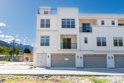 16-2172 Rising Wolf Ln, Holladay, UT, 84117 | Card Image