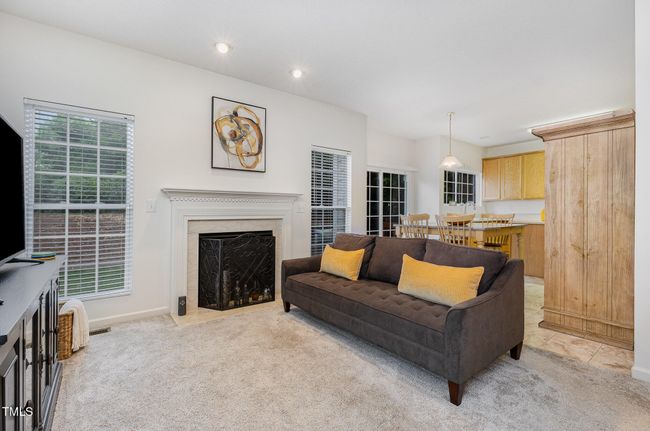 Family Room | Image 11