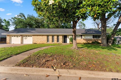 3200 Decharles St, Tyler, TX, 75701-8039 | Card Image