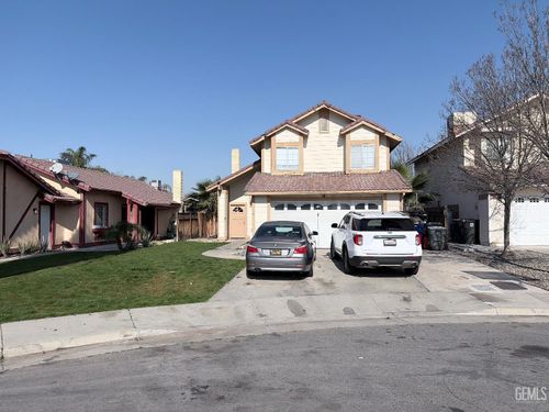 1304 Santiago Court, Bakersfield, CA, 93307 | Card Image