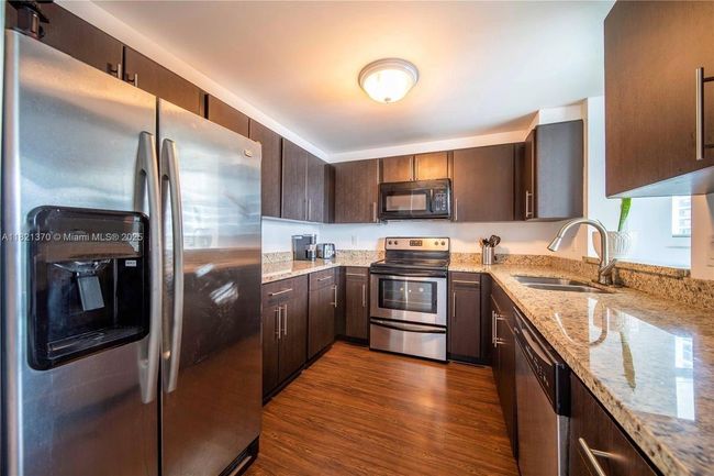 APT-2201 - 1250 S Miami Ave, Condo with 2 bedrooms, 2 bathrooms and null parking in Miami FL | Image 10