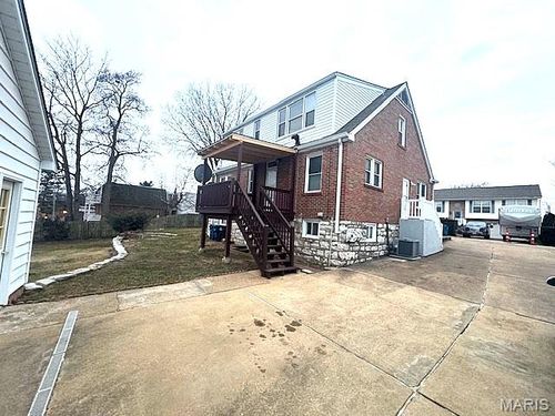 9012 Eden Ave, Affton, MO, 63123-4117 | Card Image