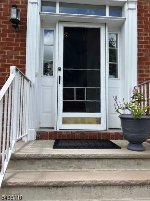 15 Washington Ct, Towaco, NJ, 07082-1270 | Card Image