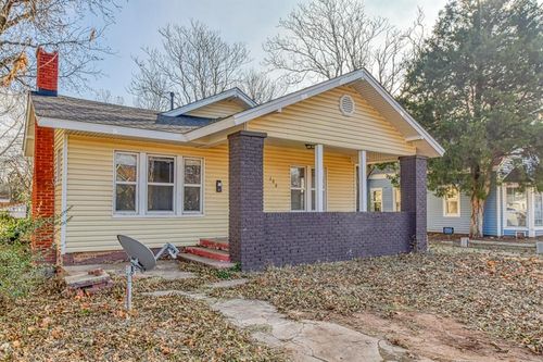 1005 S 17th St, Chickasha, OK, 73018-3909 | Card Image