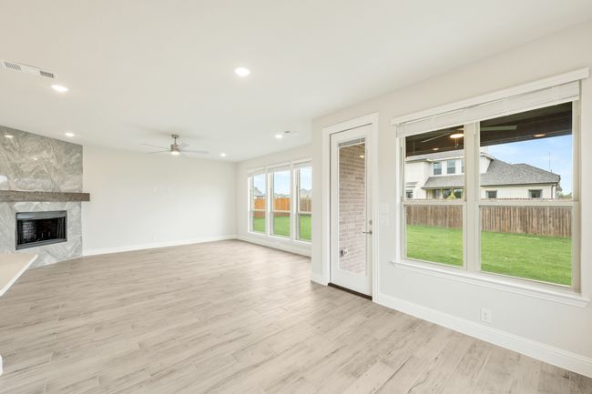 4601 Nomad Dr, House other with 4 bedrooms, 4 bathrooms and null parking in Midlothian TX | Image 15