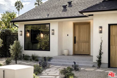 13114 Addison St, Sherman Oaks, CA, 91423-2104 | Card Image