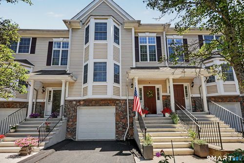 903-903 Larson Dr, Danbury, CT, 06810-7375 | Card Image