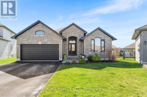 64 Farmington Cres, Belleville, ON, K8N0J8 | Card Image