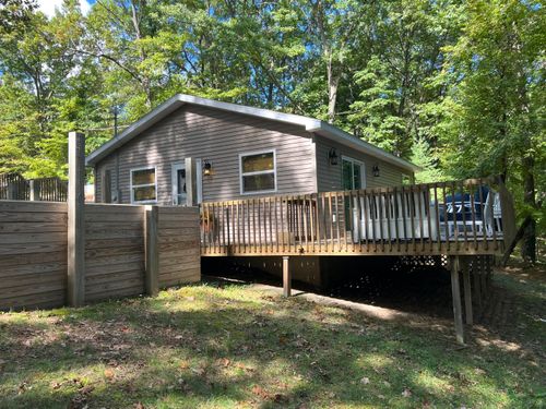 11471 Birch Dr, Lakeview, MI, 48850-9483 | Card Image