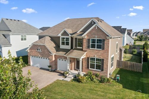 3617 Emerald Rd, Elgin, IL, 60124-8459 | Card Image