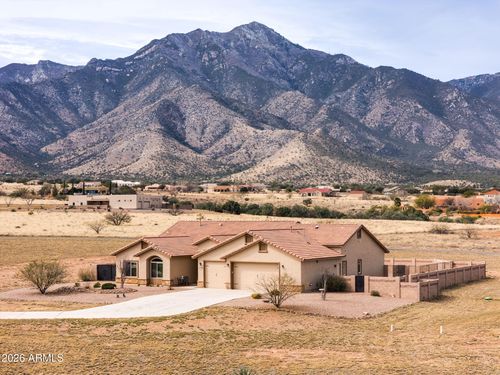 6233 E Molly Dr, Hereford, AZ, 85615-8208 | Card Image