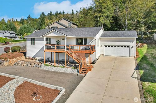 9 Curtis Ln, Longview, WA, 98632-5377 | Card Image