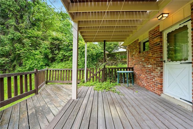 6429 Union Ave, House other with 3 bedrooms, 2 bathrooms and 2 parking in Union Twp - WSH PA | Image 6