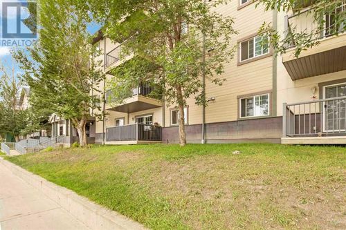 9604 Manning Ave, Fort Mcmurray, AB, T9H3M7 | Card Image