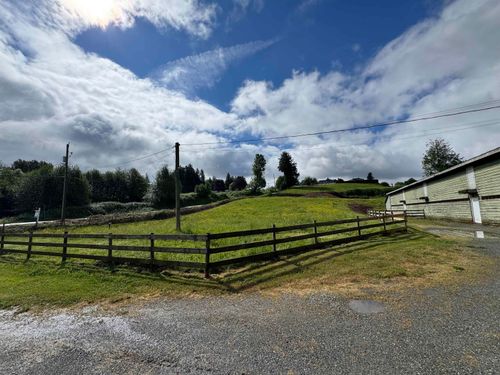 4393 Townline Rd, Abbotsford, BC, V4X1Y7 | Card Image