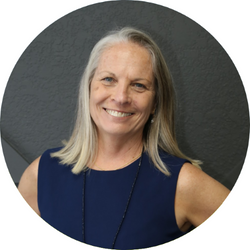 Laura Smith-DeFarkas