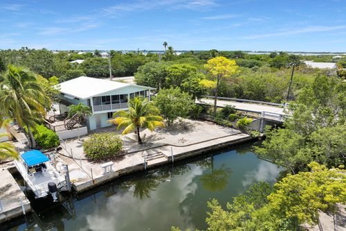 29207 Cypress Dr, Big Pine Key, FL, 33043-6071 | Card Image