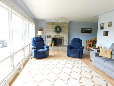 310 W Edgar Bergen Boulevard, House other with 2 bedrooms, 1 bathrooms and null parking in Decatur MI | Image 3