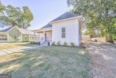 412 2nd Avenue, House other with 3 bedrooms, 2 bathrooms and null parking in Calhoun GA | Image 3