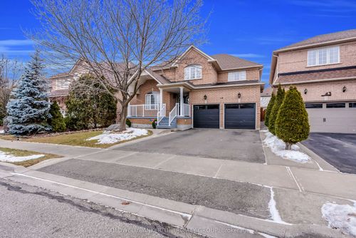 45 Heatherdale Dr, Brampton, ON, L7A2H4 | Card Image