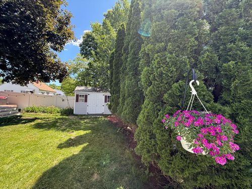 61 President Rd, Manchester, NH, 03103-5919 | Card Image