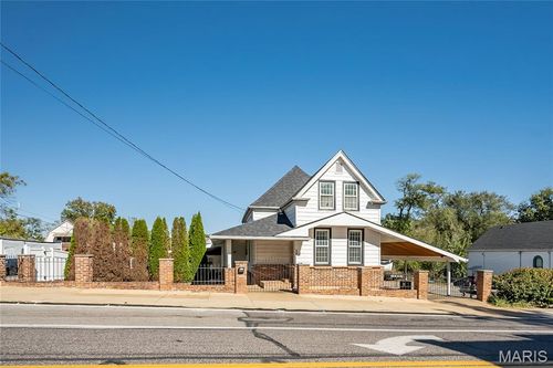 437 Hoffmeister Ave, Saint Louis, MO, 63125-1630 | Card Image