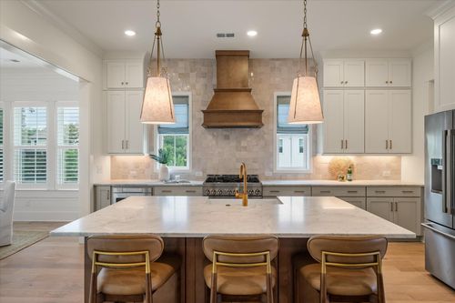 1463 Tomato Farm Cir, Mount Pleasant, SC, 29464-5256 | Card Image