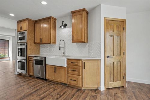509 Golden Oaks Drive, Norman, OK, 73072 | Card Image