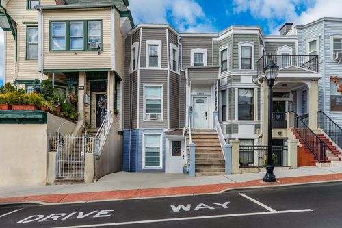 1203 Morris St, Union City, NJ, 07087-3127 | Card Image