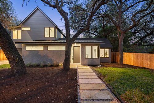 b-2611 Oak Crest Ave, Austin, TX, 78704-6221 | Card Image