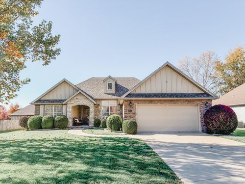 5511 N 10th Ave, Ozark, MO, 65721-5772 | Card Image