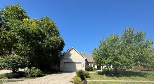 14554 Taylor Trace Dr, Carmel, IN, 46033-8102 | Card Image