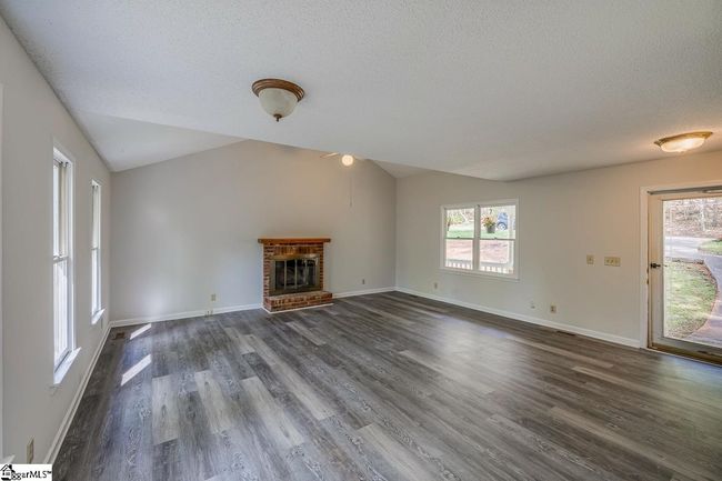 1012 Kens Pl, House other with 3 bedrooms, 2 bathrooms and null parking in Taylors SC | Image 10