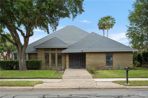 3808 N 1st St, Mcallen, TX, 78501-9112 | Card Image