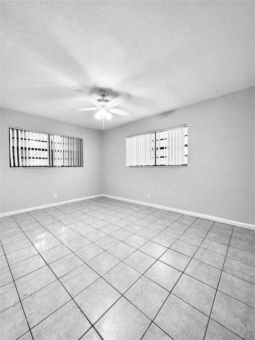 320 Kansas Ave, Fort Lauderdale, FL, 33312-1824 | Card Image