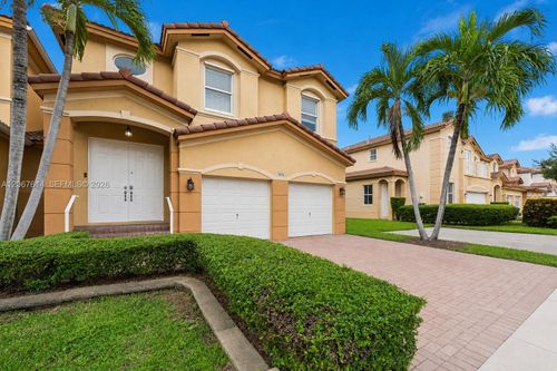 8666-8666 Nw 109th Ct, Doral, FL, 33178-2318 | Card Image