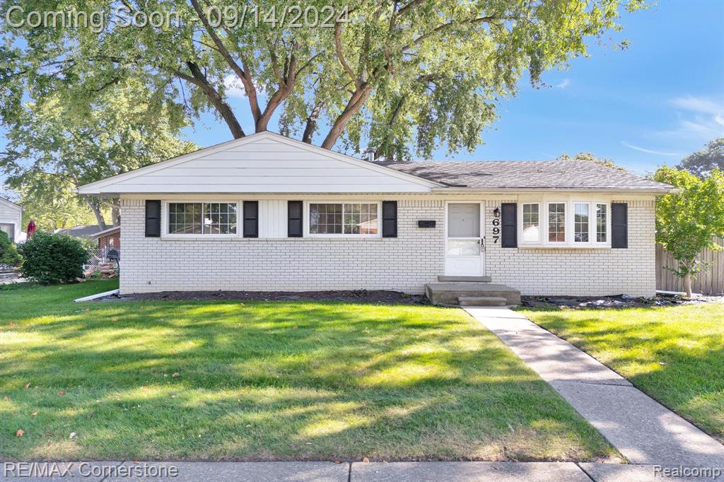 Worchester St, Westland, MI 48186
