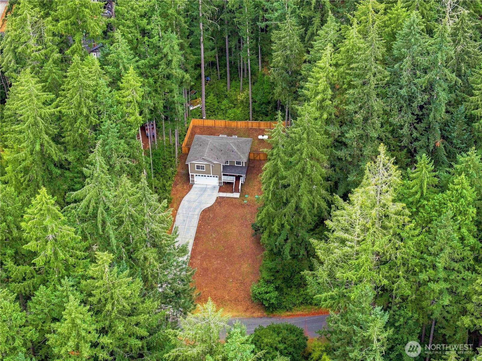 Residential in Lakebay
