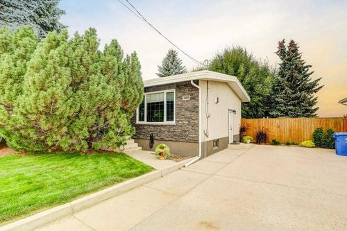 5307 62 Avenue, Taber, AB, T1G1J8 | Card Image