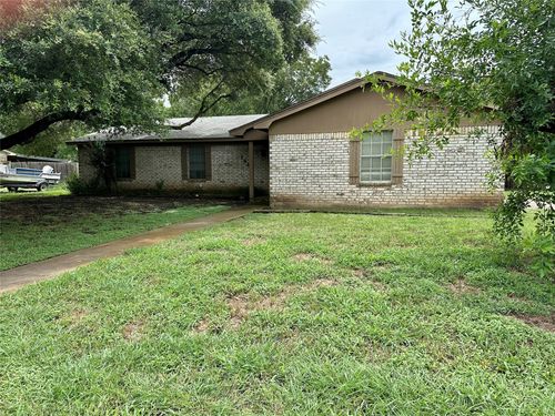 149 Travis Ln, Hewitt, TX, 76643-3106 | Card Image