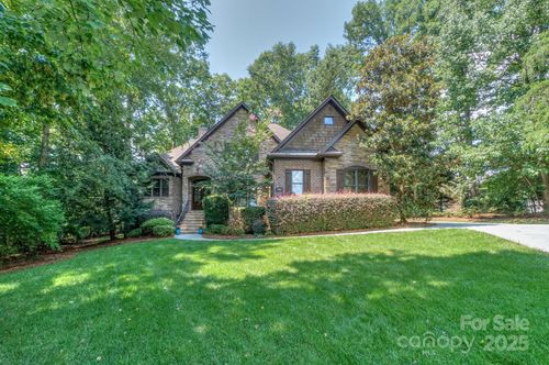 7884 Oak Haven Ln, Stanley, NC, 28164-7825 | Card Image