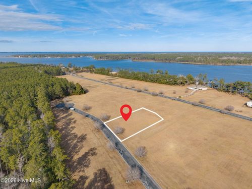 110 Bare Foot Ct, Havelock, NC, 28532 | Card Image
