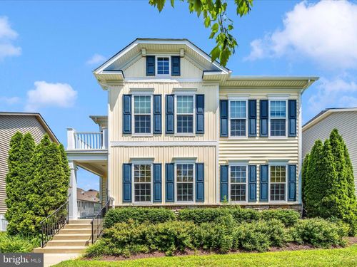 803 Crums Hollow Dr, BRUNSWICK, MD, 21716-9703 | Card Image