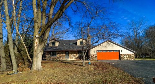 28609 Martha Court, Waterford, WI, 53185 | Card Image