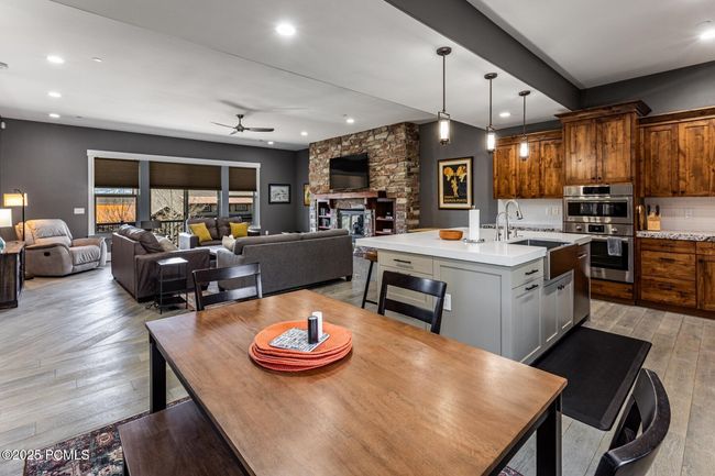 10352 N Sightline Cir, House other with 4 bedrooms, 4 bathrooms and null parking in Hideout UT | Image 10