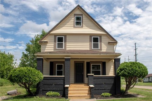 2951 Toledo Ave, Lorain, OH, 44055-1426 | Card Image