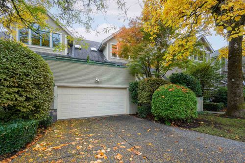 12-229 E 8th St, North Vancouver, BC, V7L1Y9 | Card Image